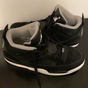 NIKE JORDAN SON OF MARS LOW BLACK/WHITE SIZE MEN13
